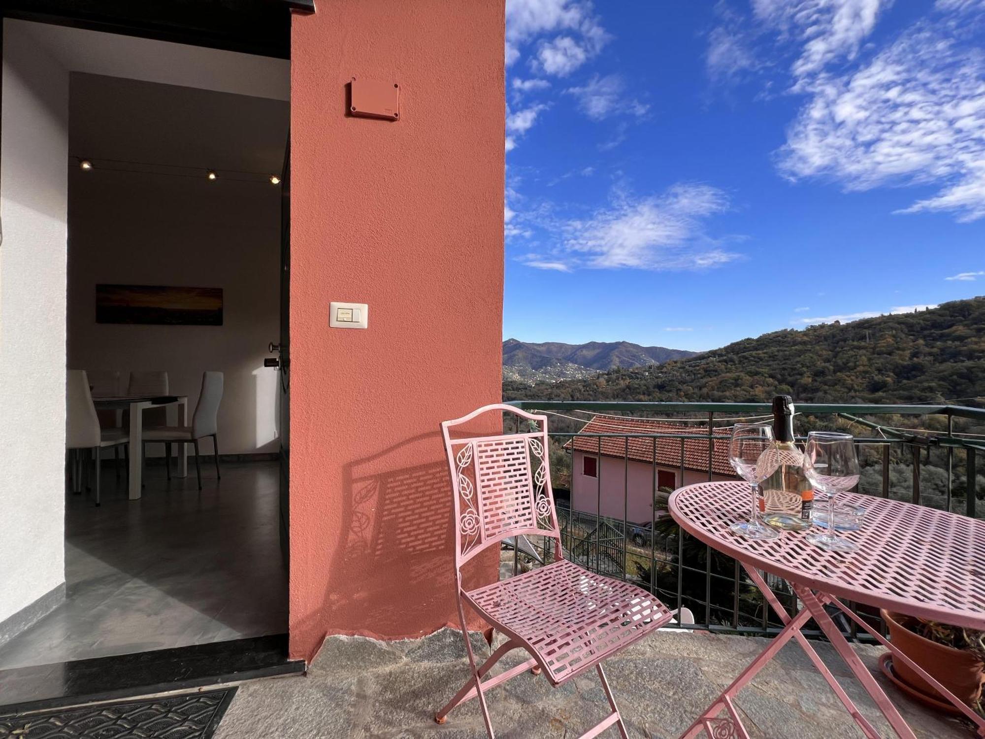 Alla Casa Rosa, Peaceful Apartment Surrounded By Greenery With Free Parking, Wifi & Air Conditioning Рапалло Екстер'єр фото